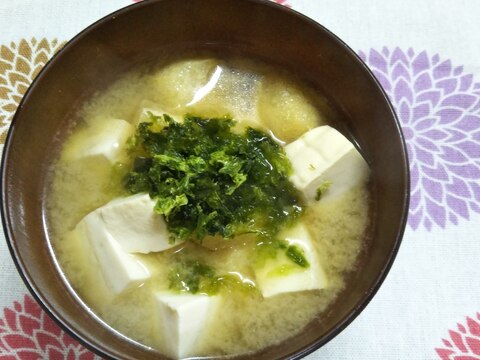 あおさと豆腐と油揚げのみそ汁